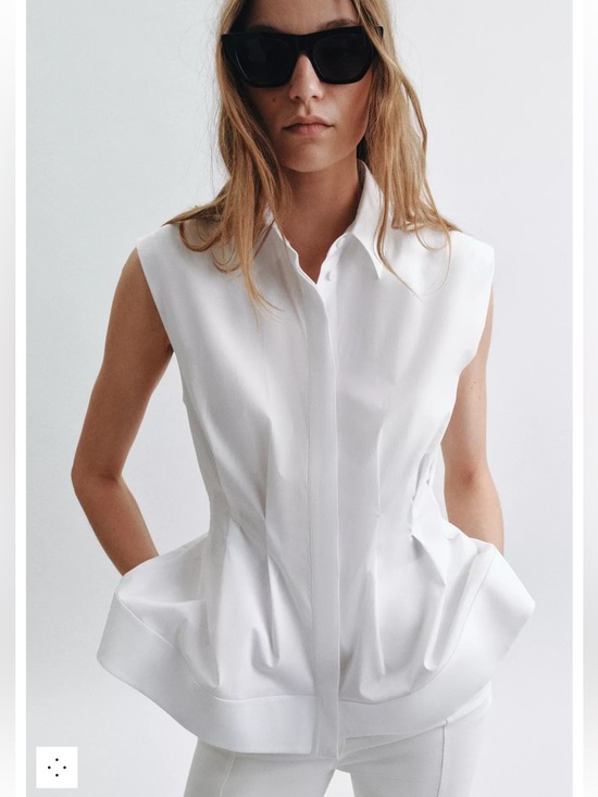 Zara Tops - ZARA PLEATED SLEEVELESS SHIRT ZW COLLECTION